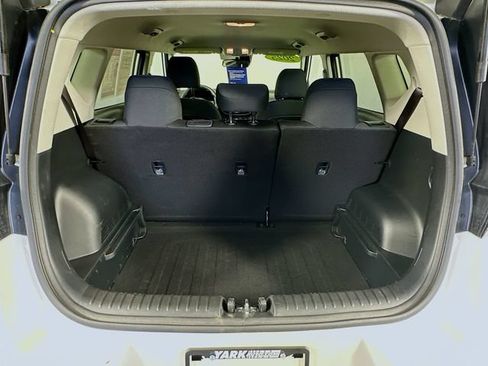 Used 2025 Kia Soul LX w/ LX Technology Package FWD image 29