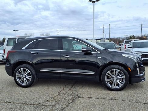 Used 2024 Cadillac XT5 Premium Luxury w/ LPO, Floor Liner Package image 4