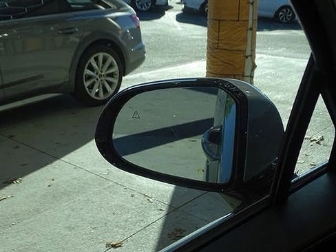 Used 2021 Hyundai Santa Fe SEL image 34