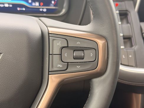 Used 2023 Chevrolet Tahoe High Country AWD/4WD image 32