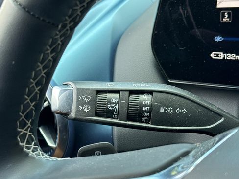 Used 2024 Chevrolet Equinox EV LT AWD/4WD image 34