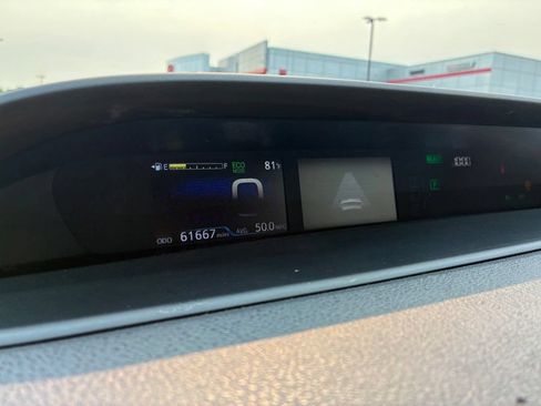 Used 2019 Toyota Prius XLE w/ Advanced Technology Package AWD/4WD image 28