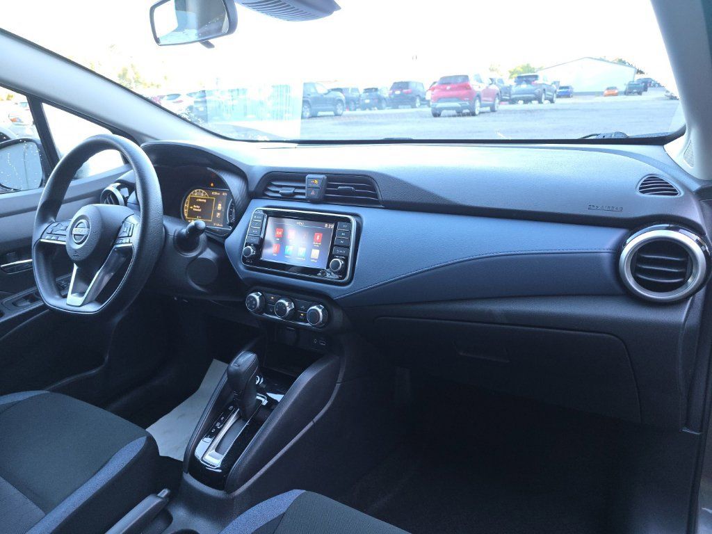 Used 2024 Nissan Versa SV FWD image 18