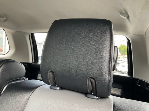 Used 2019 Toyota 4Runner SR5 Premium AWD/4WD image 34