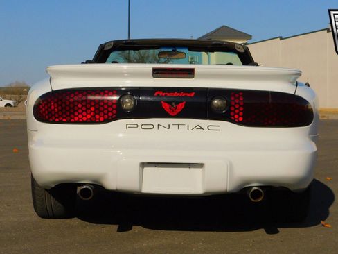 Used 2002 Pontiac Firebird Convertible image 4