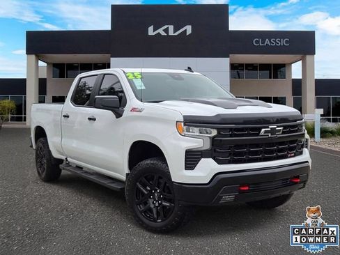 Used 2025 Chevrolet Silverado 1500 LT Trail Boss w/ Convenience Package II AWD/4WD image 1