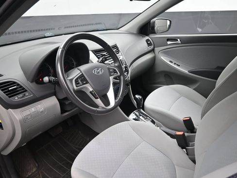 Used 2014 Hyundai Accent SE FWD image 17