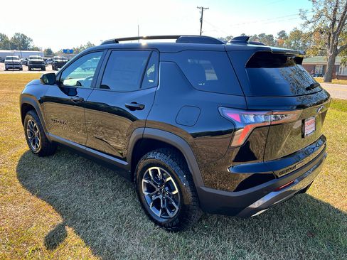 New 2026 Chevrolet Equinox ACTIV w/ Convenience Package III image 14