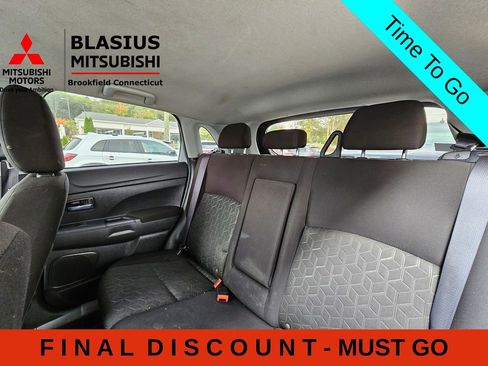 Used 2022 Mitsubishi Outlander Sport LE FWD image 12