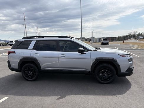 New 2026 Subaru Outback Limited image 7