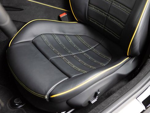 Certified 2022 Ferrari Roma RWD image 53
