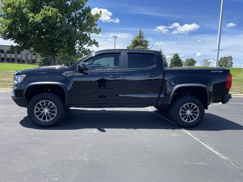 Used 2022 Chevrolet Colorado ZR2 AWD/4WD image 2