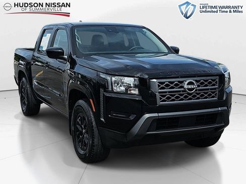 Used 2024 Nissan Frontier SV RWD image 1