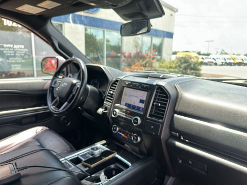 Used 2021 Ford Expedition Max Limited RWD image 12