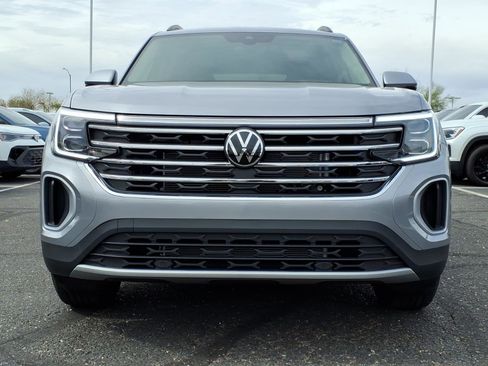 New 2026 Volkswagen Atlas SE image 2