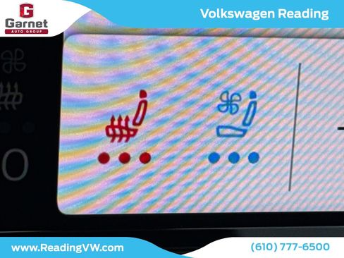 Certified 2024 Volkswagen Atlas Cross Sport SEL R-Line image 35