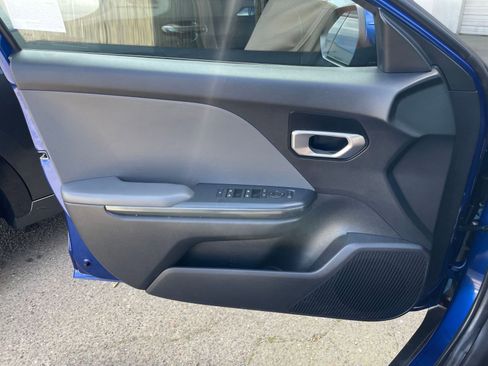 Used 2025 Kia K4 LXS image 18