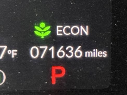 Used 2023 Honda Civic Sport image 8