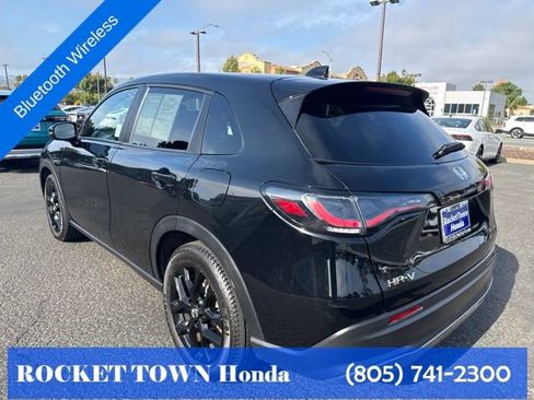 Used 2025 Honda HR-V Sport image 9