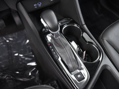 Used 2024 Buick Encore GX Sport Touring image 22