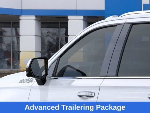 New 2026 Chevrolet Suburban High Country AWD/4WD image 13
