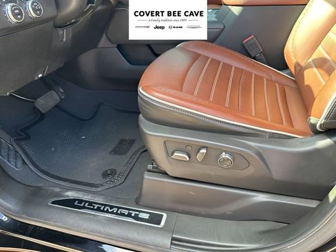 Used 2024 GMC Sierra 3500 Denali Ultimate image 30