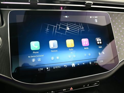 Used 2025 Mercedes-Benz E 350 Sedan image 24