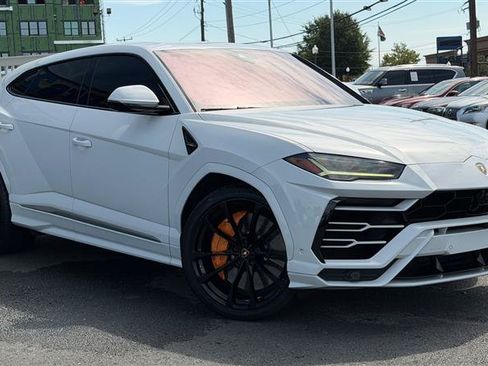 Used 2020 Lamborghini Urus AWD/4WD image 8