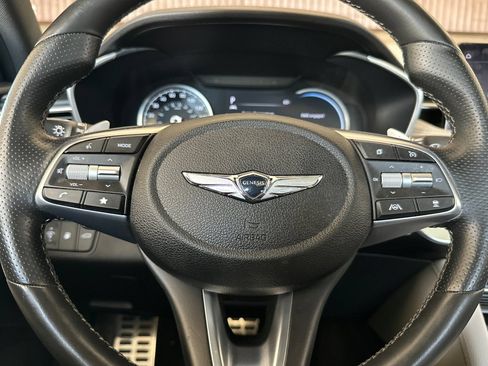 Used 2023 Genesis G70 2.0T w/ Sport Prestige Package RWD image 28