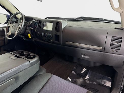 Used 2014 GMC Sierra 2500 SLE w/ Snow Plow Prep Package image 22