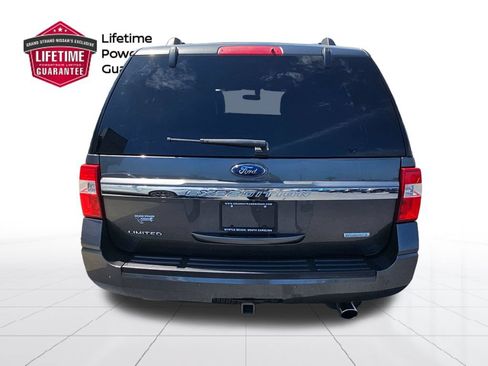Used 2017 Ford Expedition Limited w/ Equipment Group 301A AWD/4WD image 8