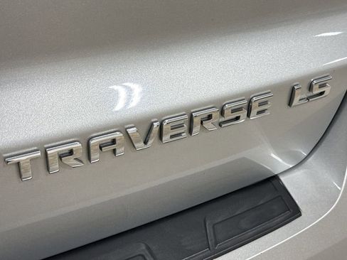 Used 2016 Chevrolet Traverse LS FWD image 26