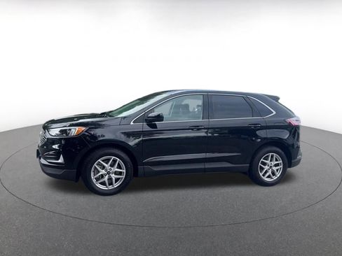 Used 2024 Ford Edge SEL image 7