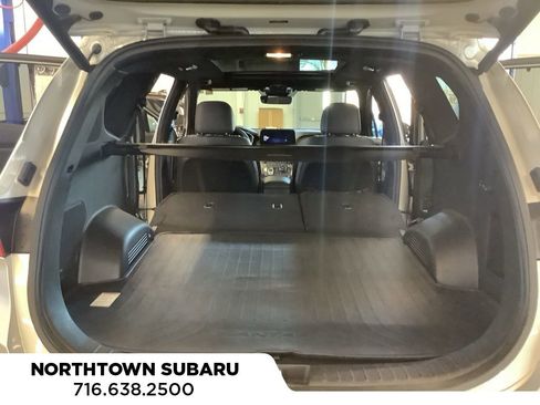 Used 2023 Hyundai Santa Fe Calligraphy AWD/4WD image 17