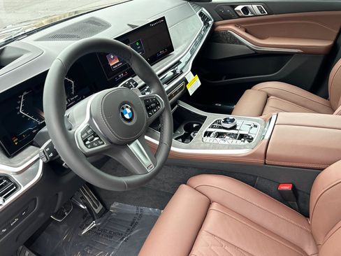 New 2026 BMW X5 xDrive40i w/ Executive Package image 7