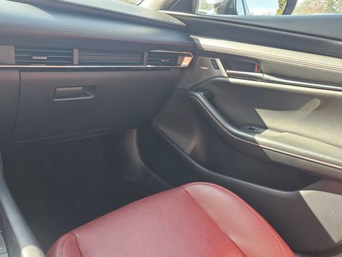 Used 2023 MAZDA MAZDA3 s image 11