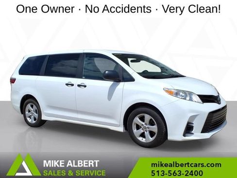 Used 2020 Toyota Sienna L FWD image 1