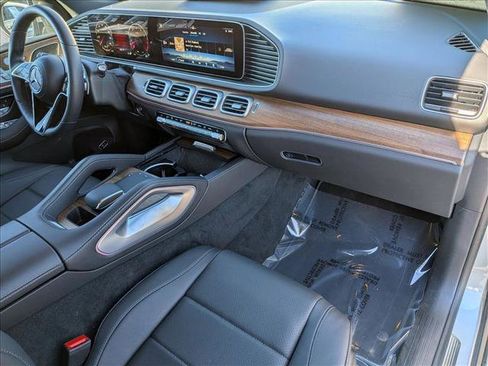 Used 2025 Mercedes-Benz GLE 350 4MATIC image 23