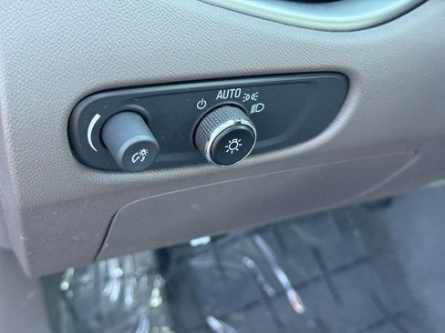 Used 2022 Chevrolet Malibu LS w/ LPO, Convenience Package 2 image 16