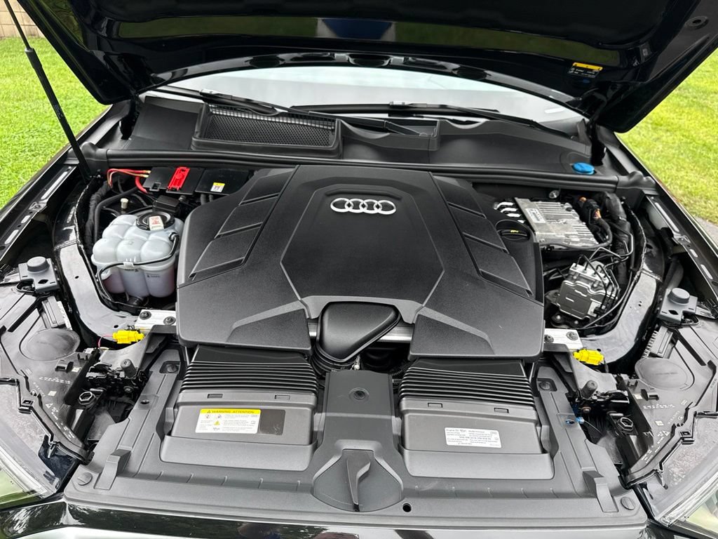 Used 2023 Audi Q7 3.0T Prestige w/ Prestige Package AWD/4WD image 21