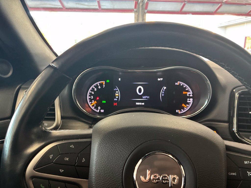 Used 2021 Jeep Grand Cherokee Limited AWD/4WD image 37