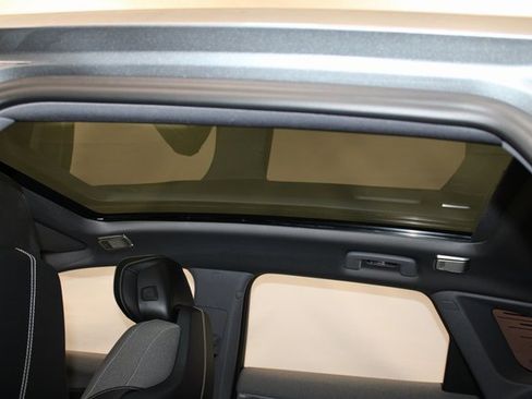 New 2026 Cadillac Optiq Luxury 1 image 7