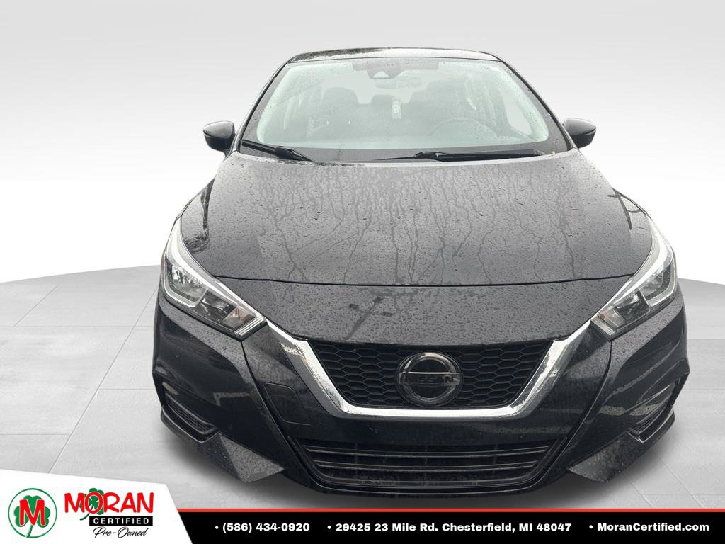 Used 2021 Nissan Versa SV FWD image 3