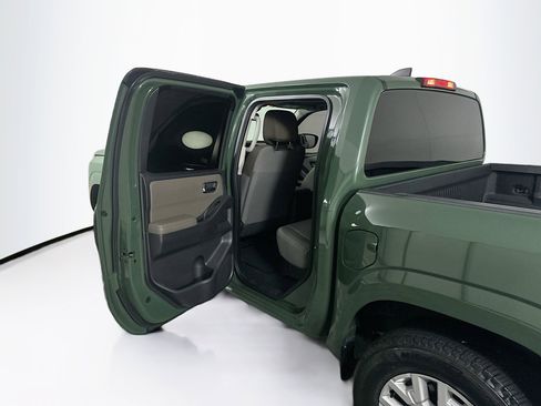 Used 2023 Nissan Frontier SV w/ Technology Package RWD image 24