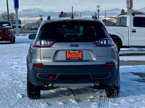 Used 2021 Jeep Cherokee Trailhawk w/ Comfort/Convenience Group image 3