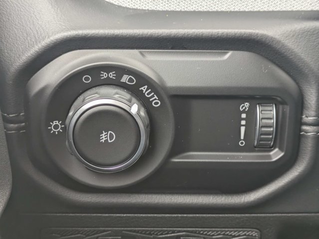 Certified 2026 Jeep Wrangler Unlimited Sahara AWD/4WD image 25