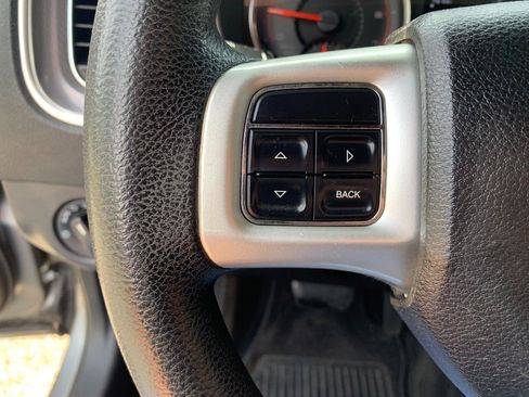 Used 2012 Dodge Charger SE RWD image 15