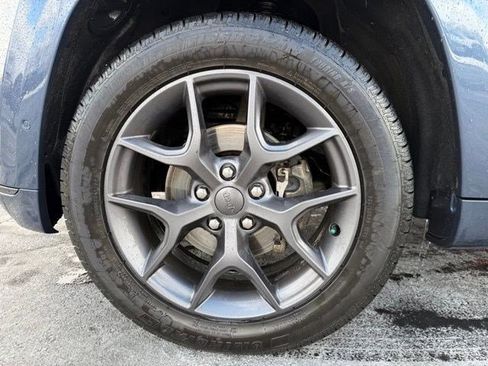 Used 2020 Jeep Grand Cherokee Limited X image 25