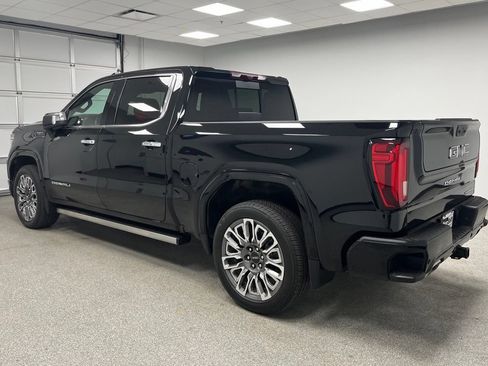 Used 2026 GMC Sierra 1500 Denali Ultimate AWD/4WD image 8