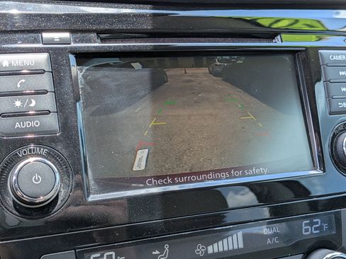Used 2019 Nissan Rogue SV FWD image 33